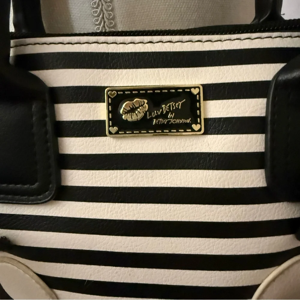 BETSY JOHNSON Y2K Kawaii Statement Luv Satchel Crossbody Striped Puppy Face Bag